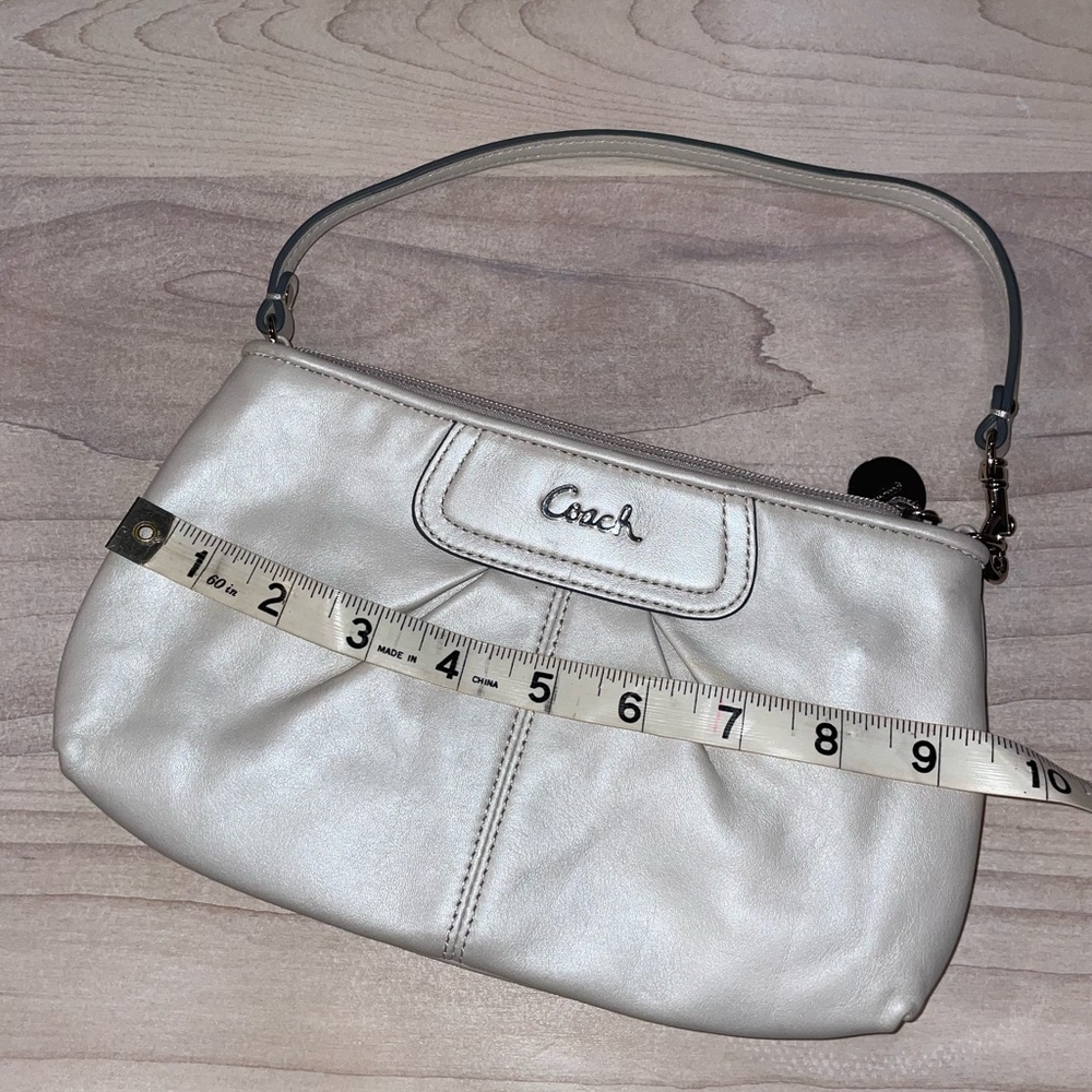 Coach wristlet NWOT